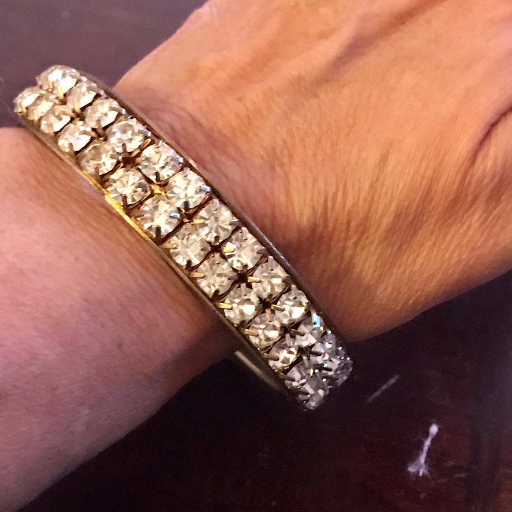 Women’s bracelet